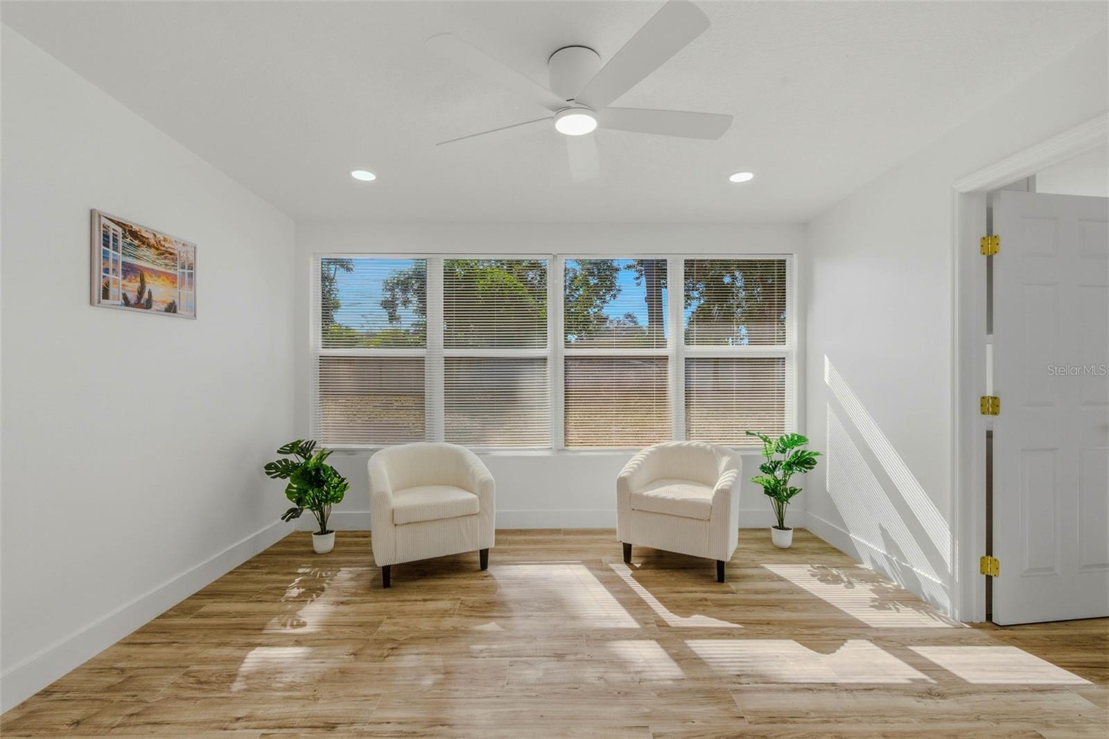 BAYOU HEIGHTS HANLONS - Residential