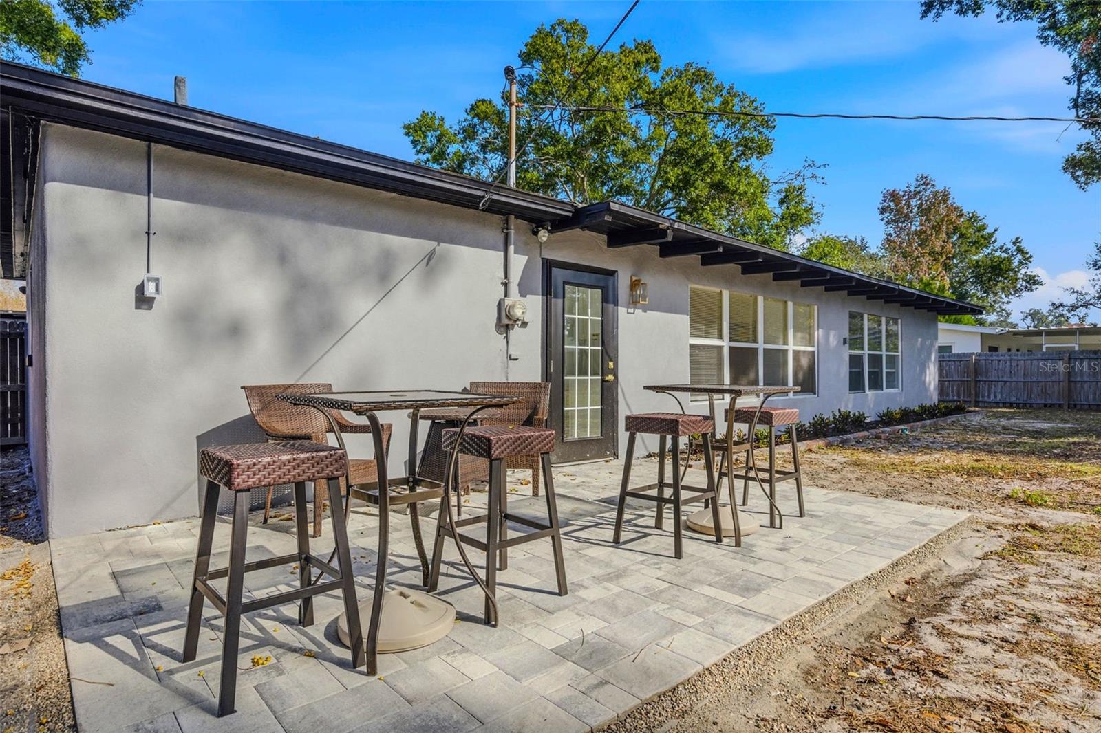 BAYOU HEIGHTS HANLONS - Residential