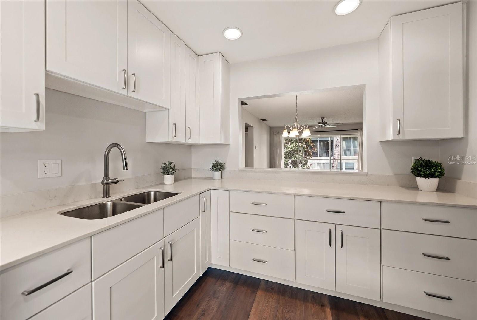 1975 W BAY DRIVE 109