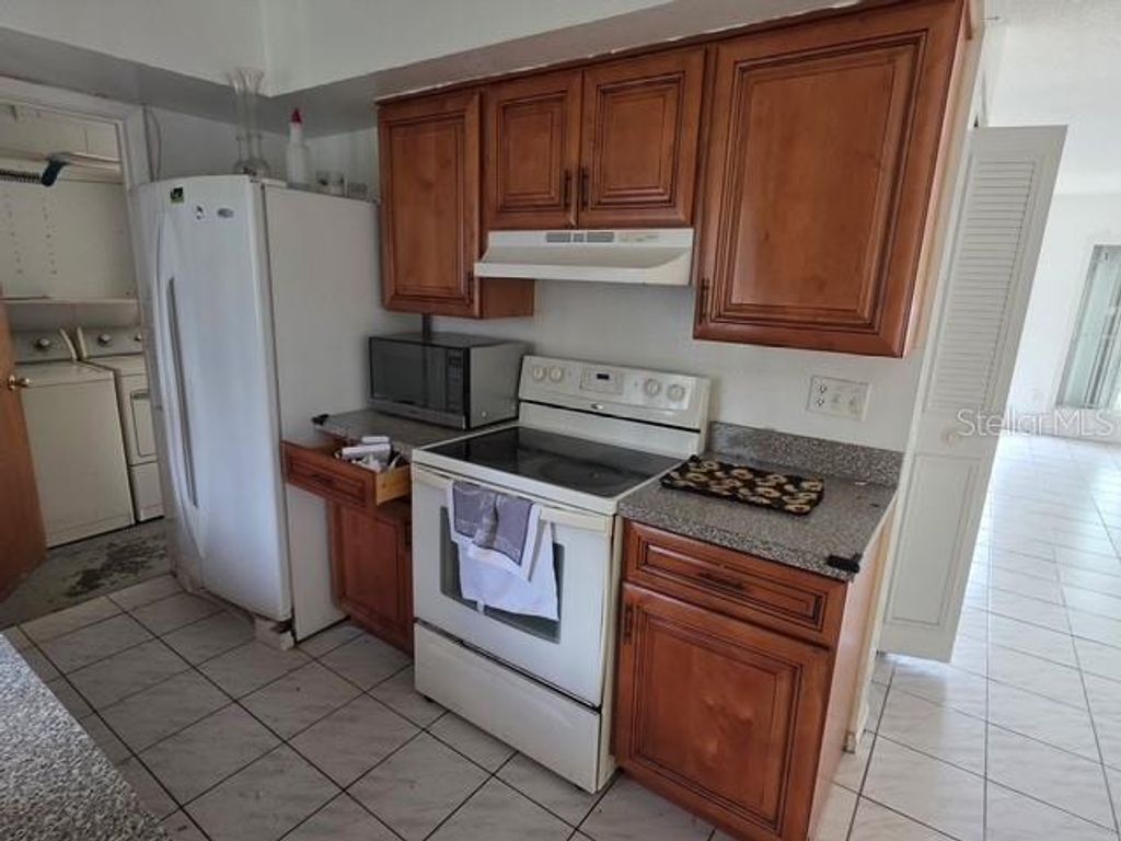 Photo of 11017 Finchley Place, Orlando, FL 32837 (MLS # O6399393)