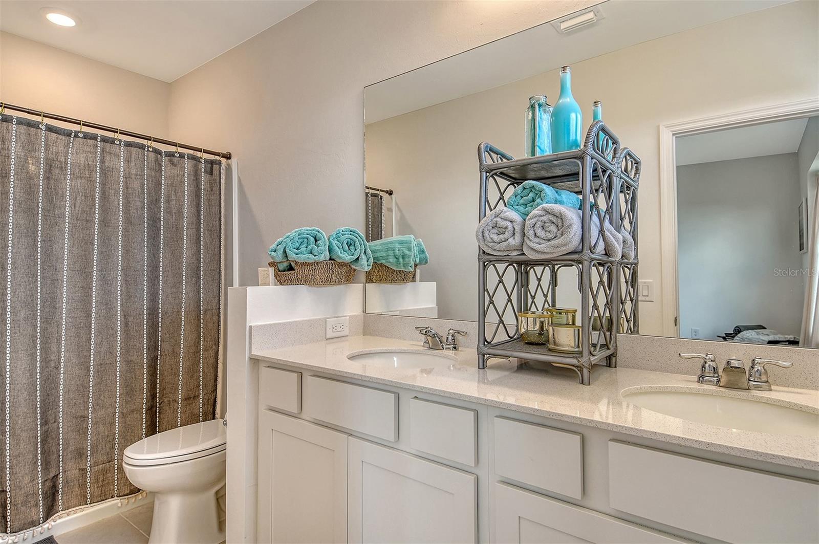 AVANTI/WATERSIDE - Residential