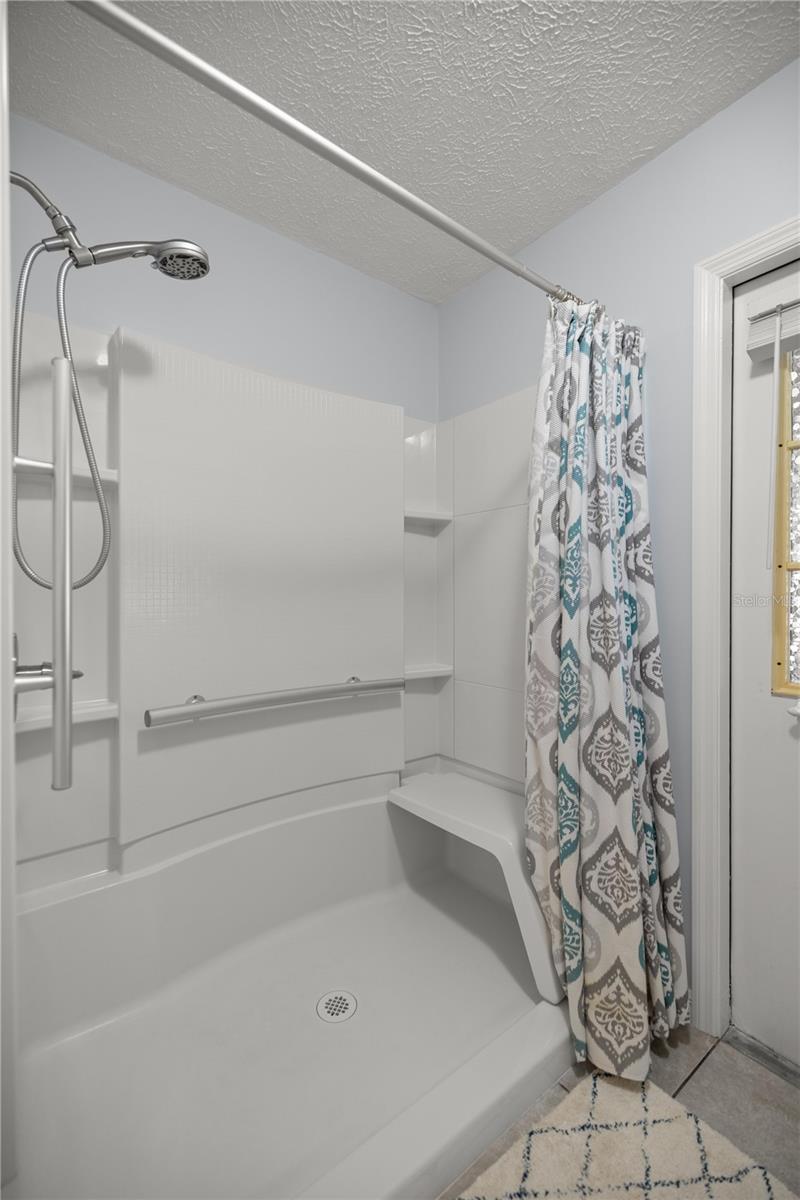 INDIAN PINES - Residential