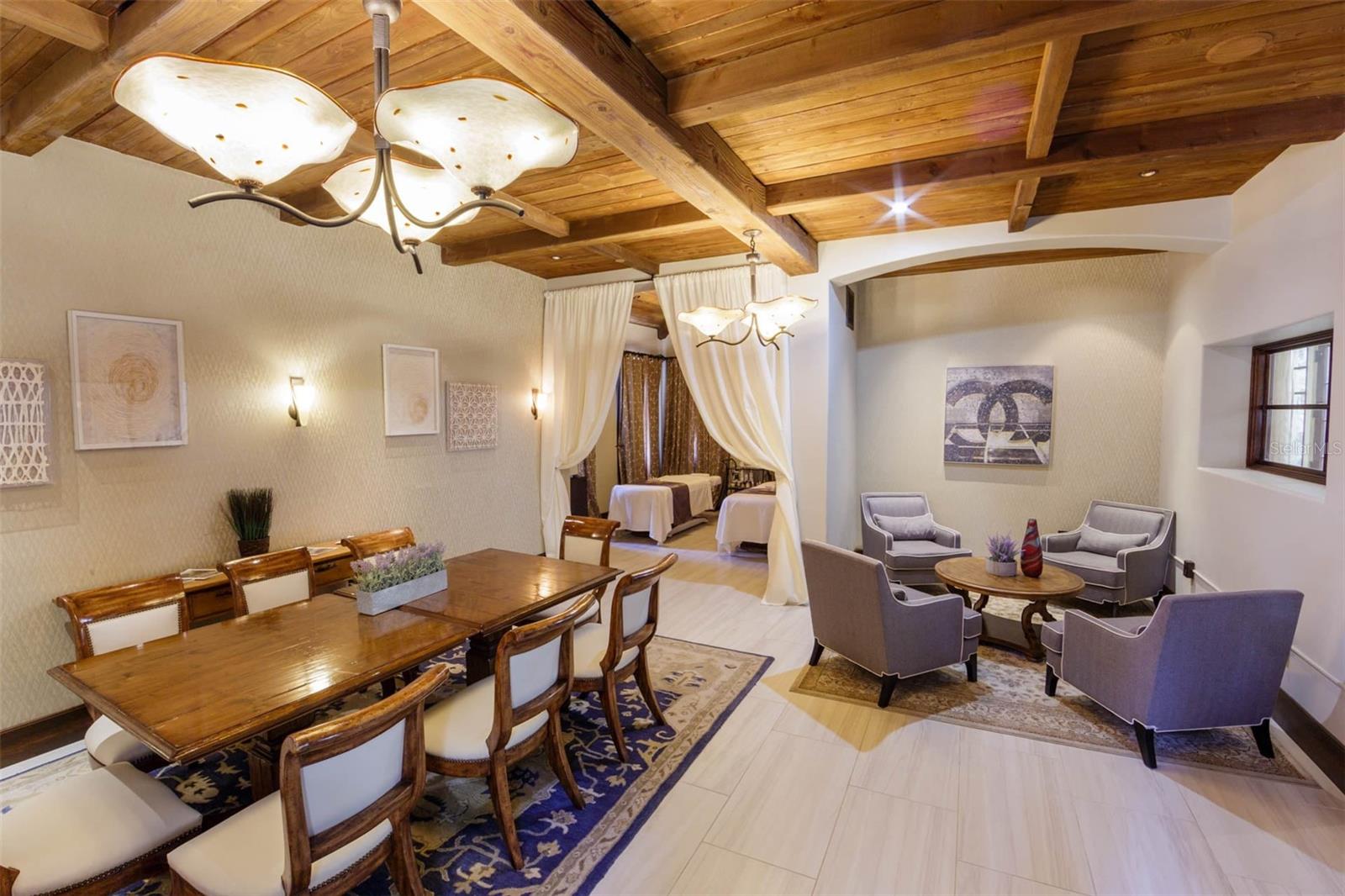 BELLA COLLINA - Residential