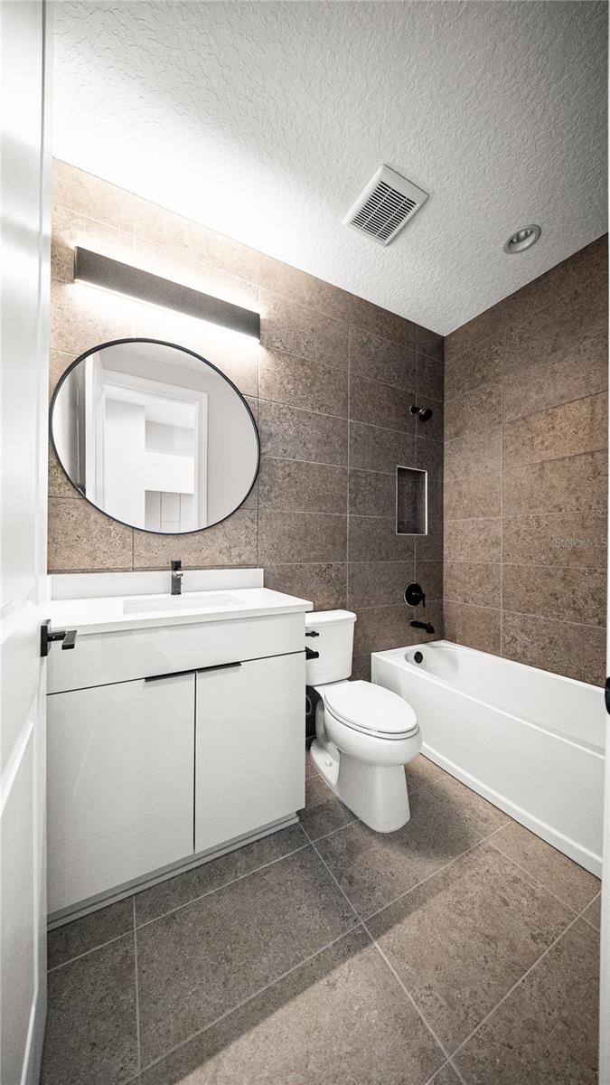 BELLA COLLINA - Residential