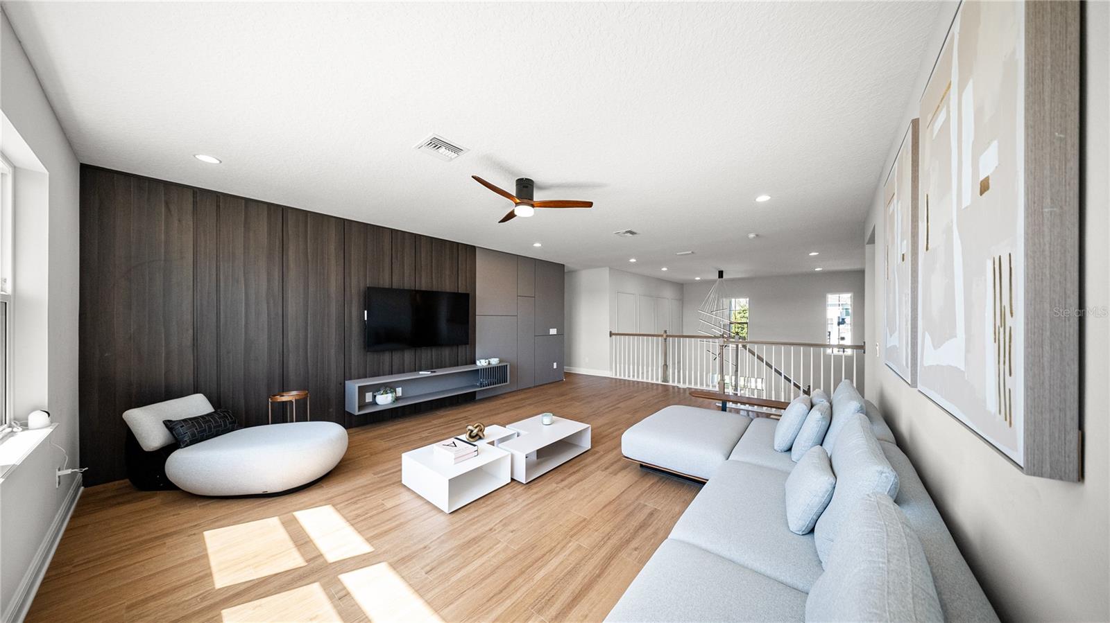BELLA COLLINA - Residential