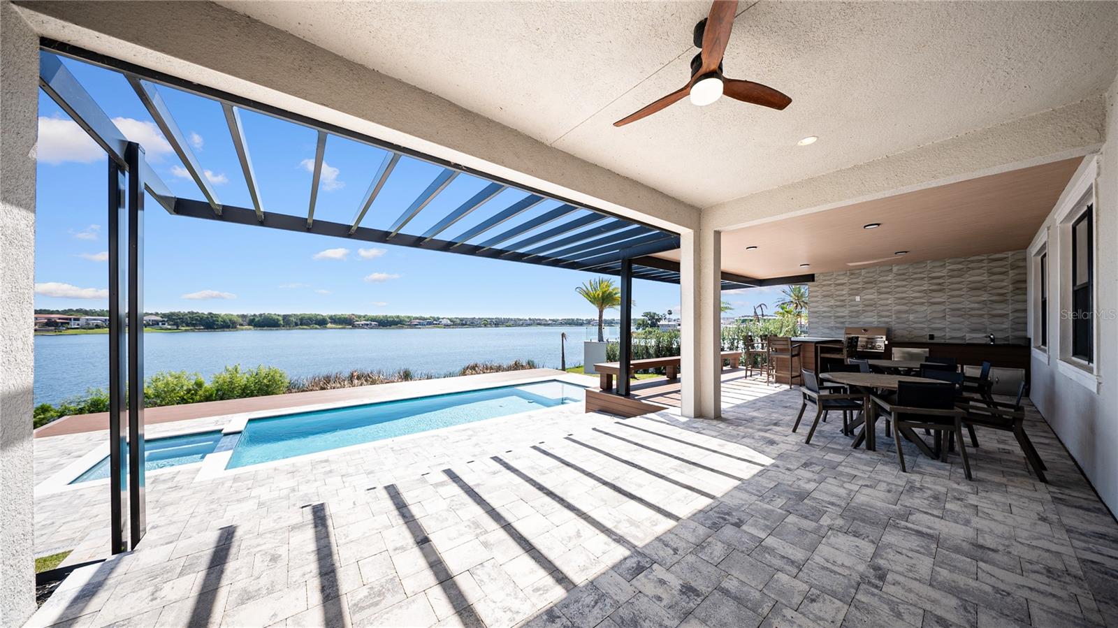 BELLA COLLINA - Residential