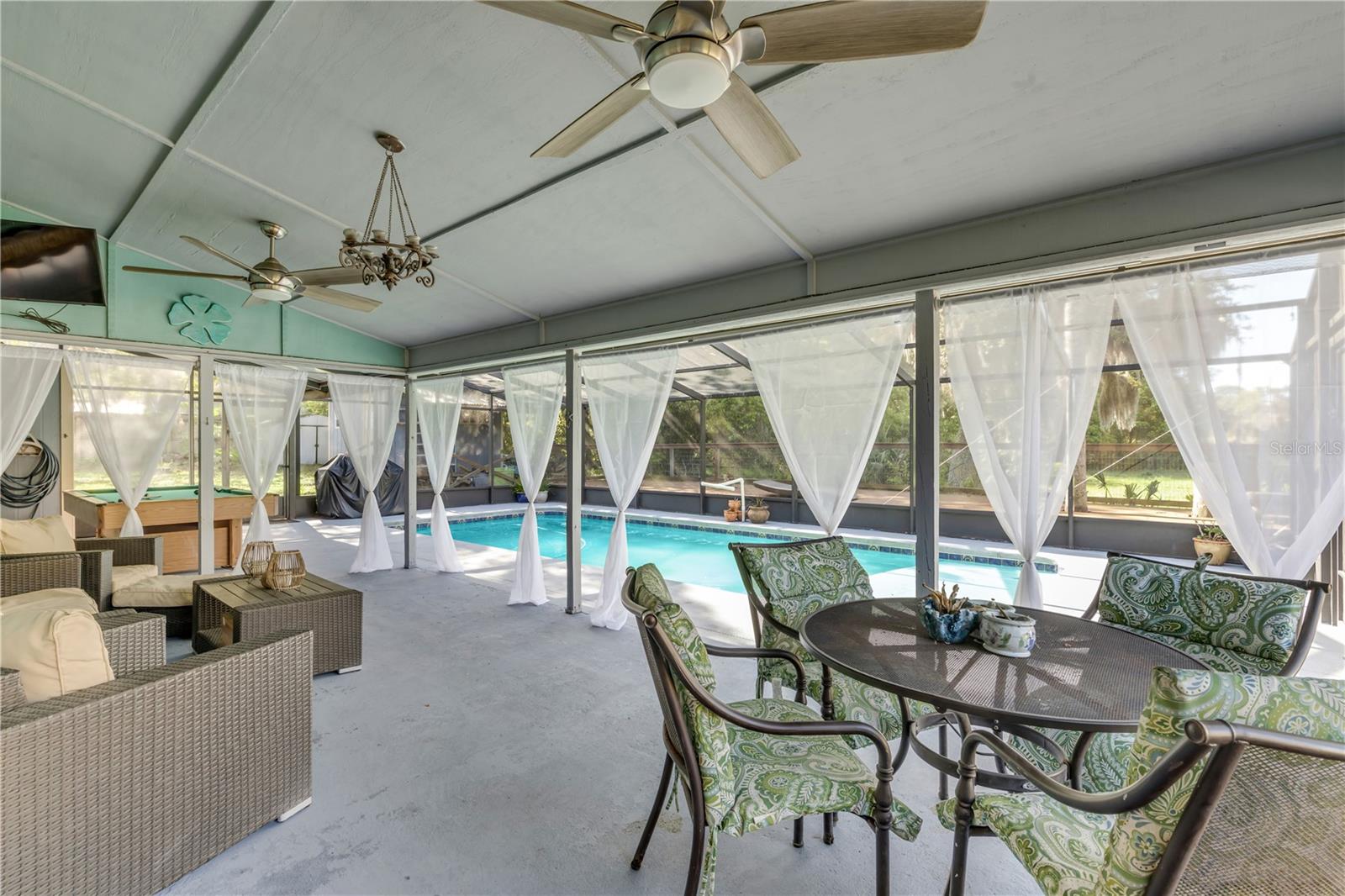 SARGENTS & BRADBURYS SAM TR OAK HILL - Residential