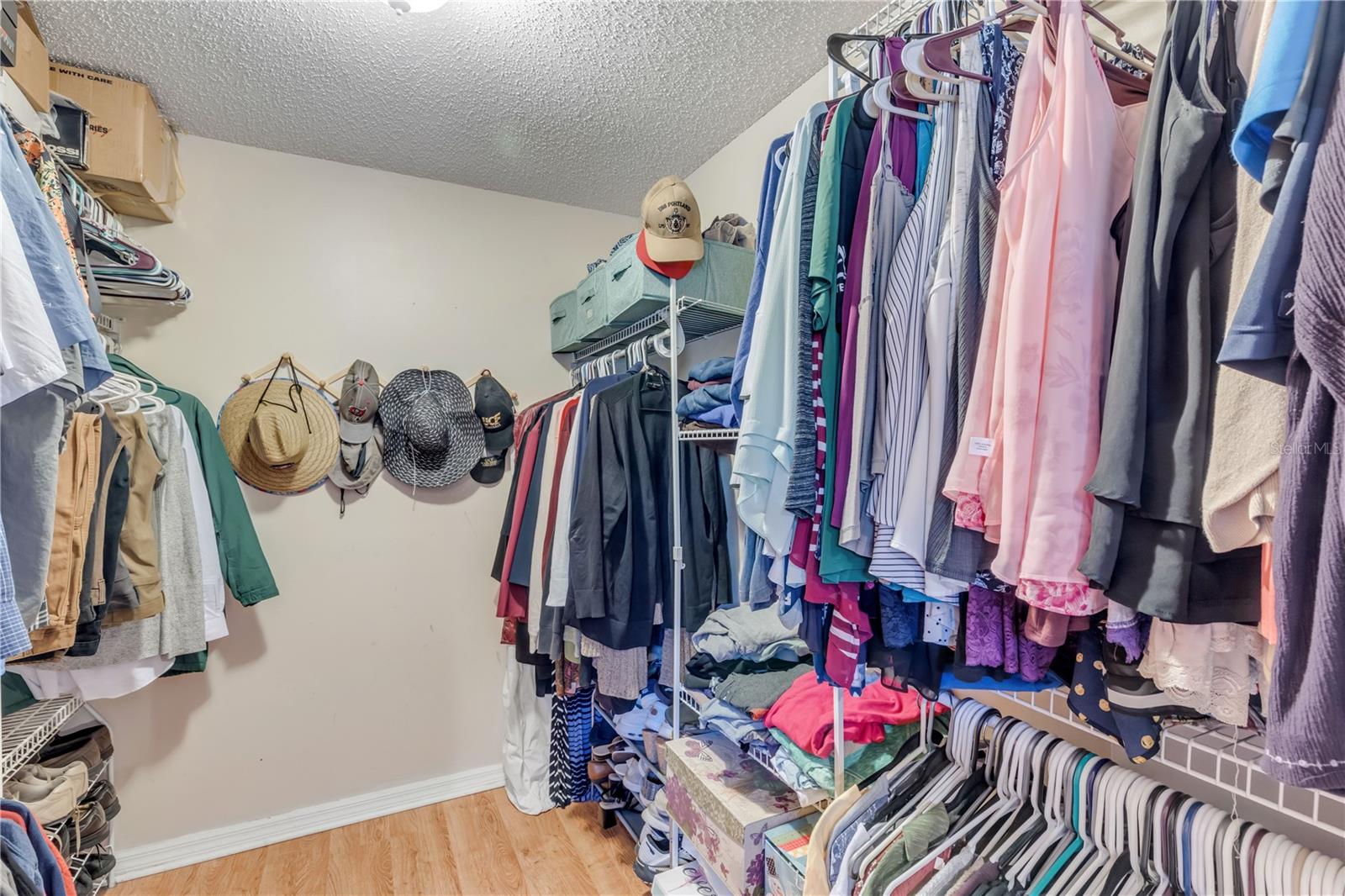 SARGENTS & BRADBURYS SAM TR OAK HILL - Residential