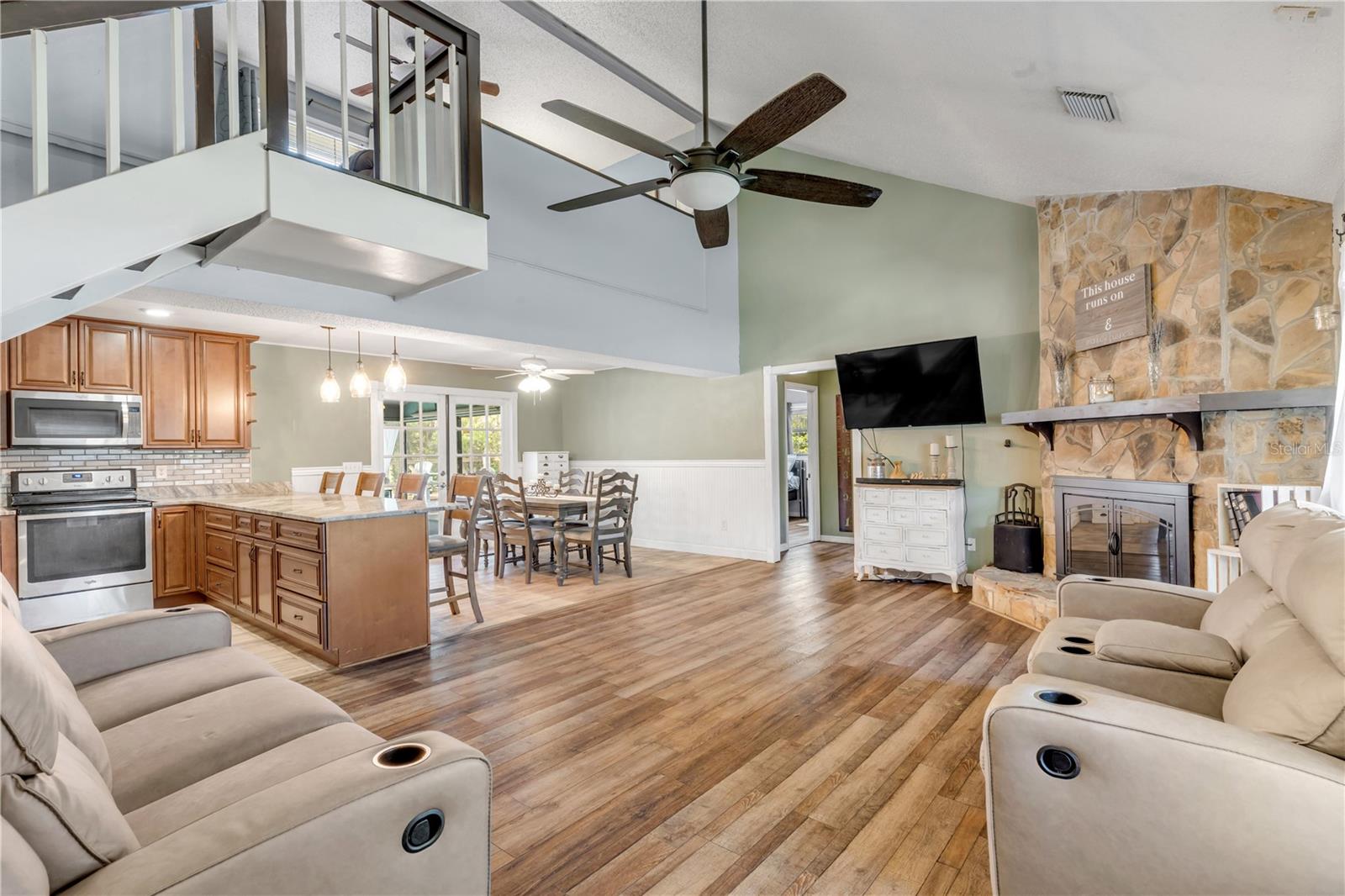 SARGENTS & BRADBURYS SAM TR OAK HILL - Residential