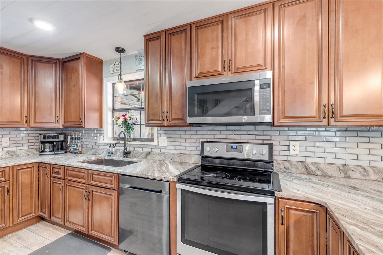 SARGENTS & BRADBURYS SAM TR OAK HILL - Residential