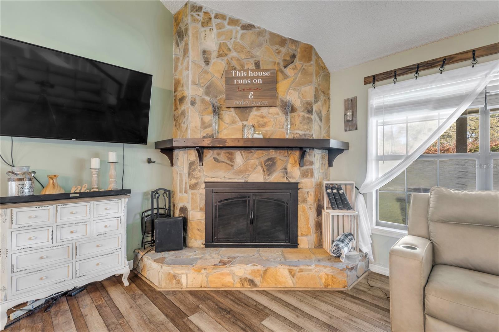 SARGENTS & BRADBURYS SAM TR OAK HILL - Residential