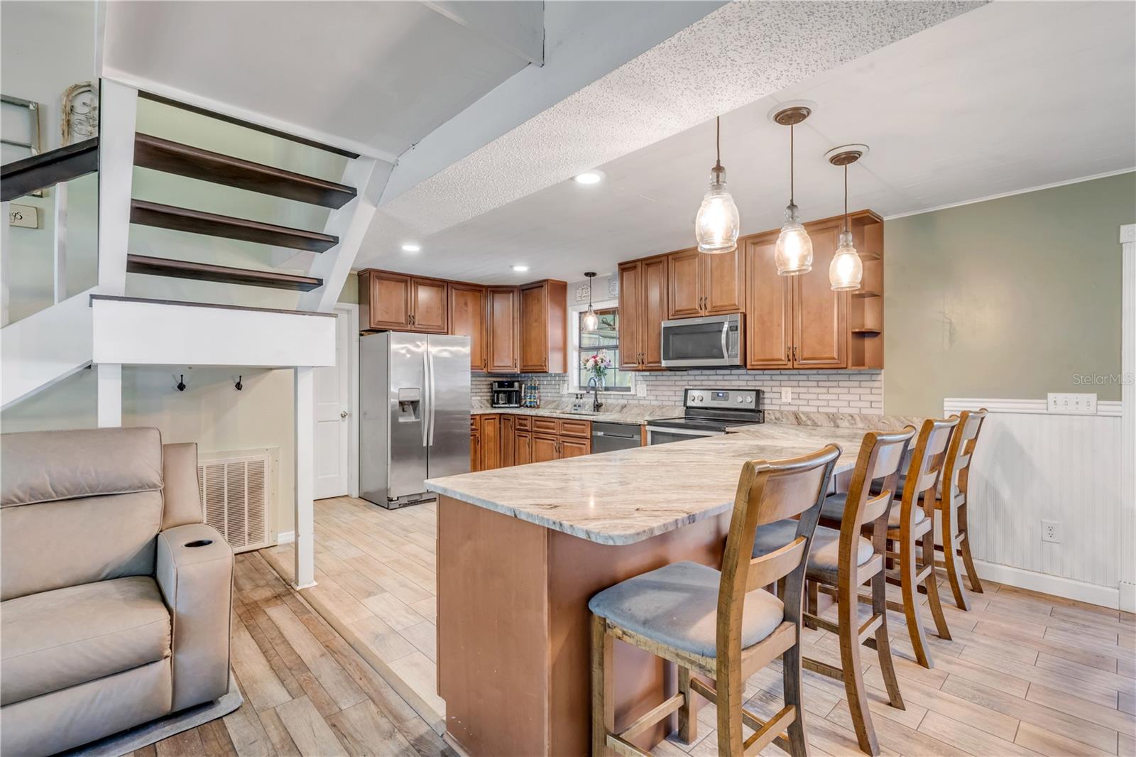 SARGENTS & BRADBURYS SAM TR OAK HILL - Residential