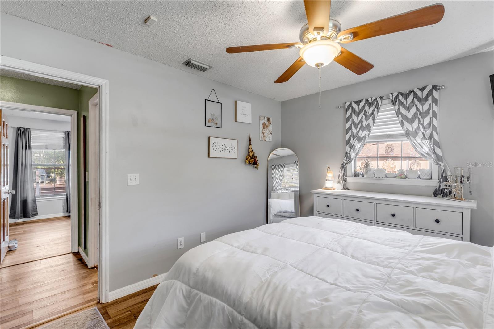 SARGENTS & BRADBURYS SAM TR OAK HILL - Residential