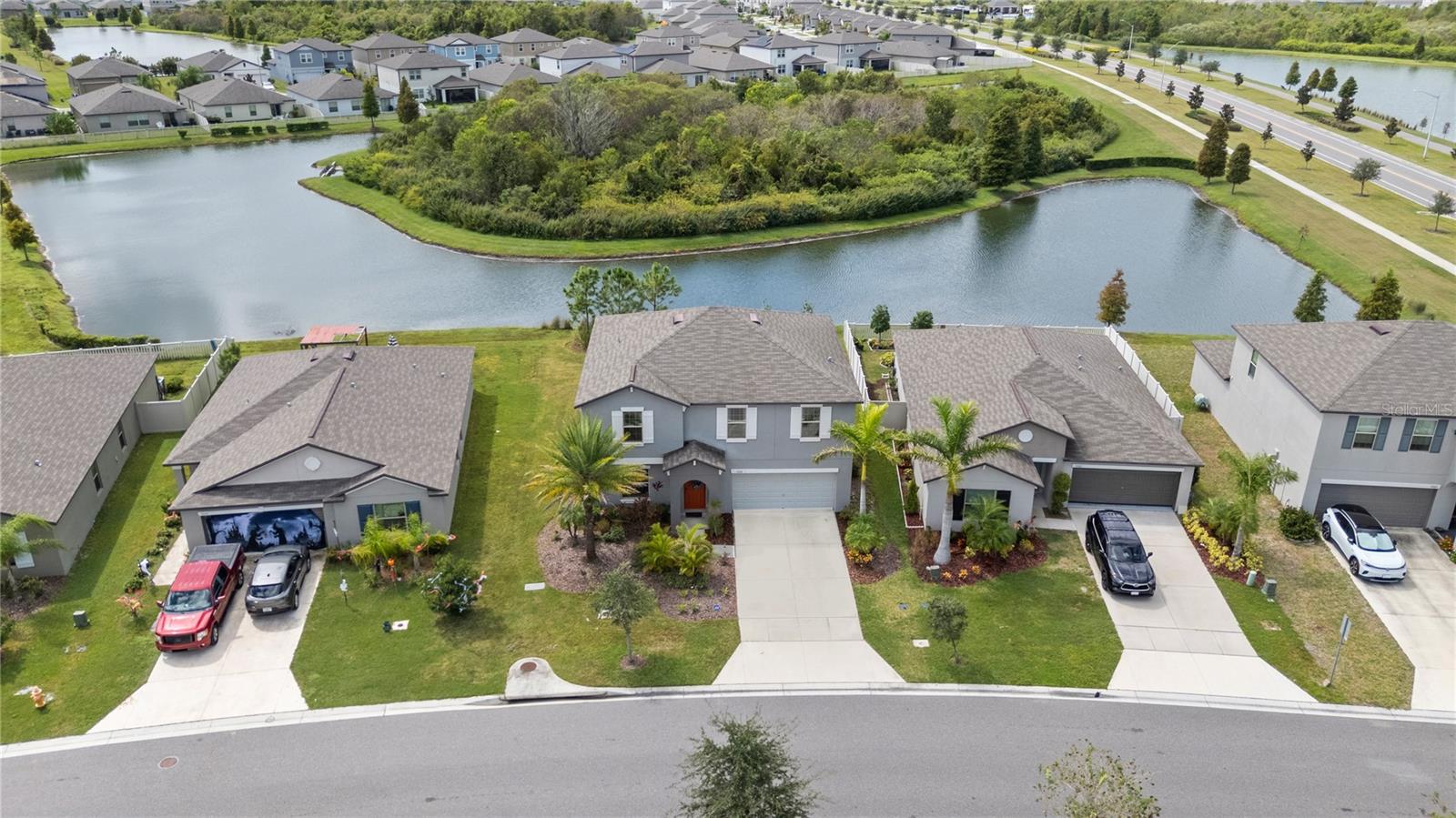 RIVERSTONE PH 1 - Residential