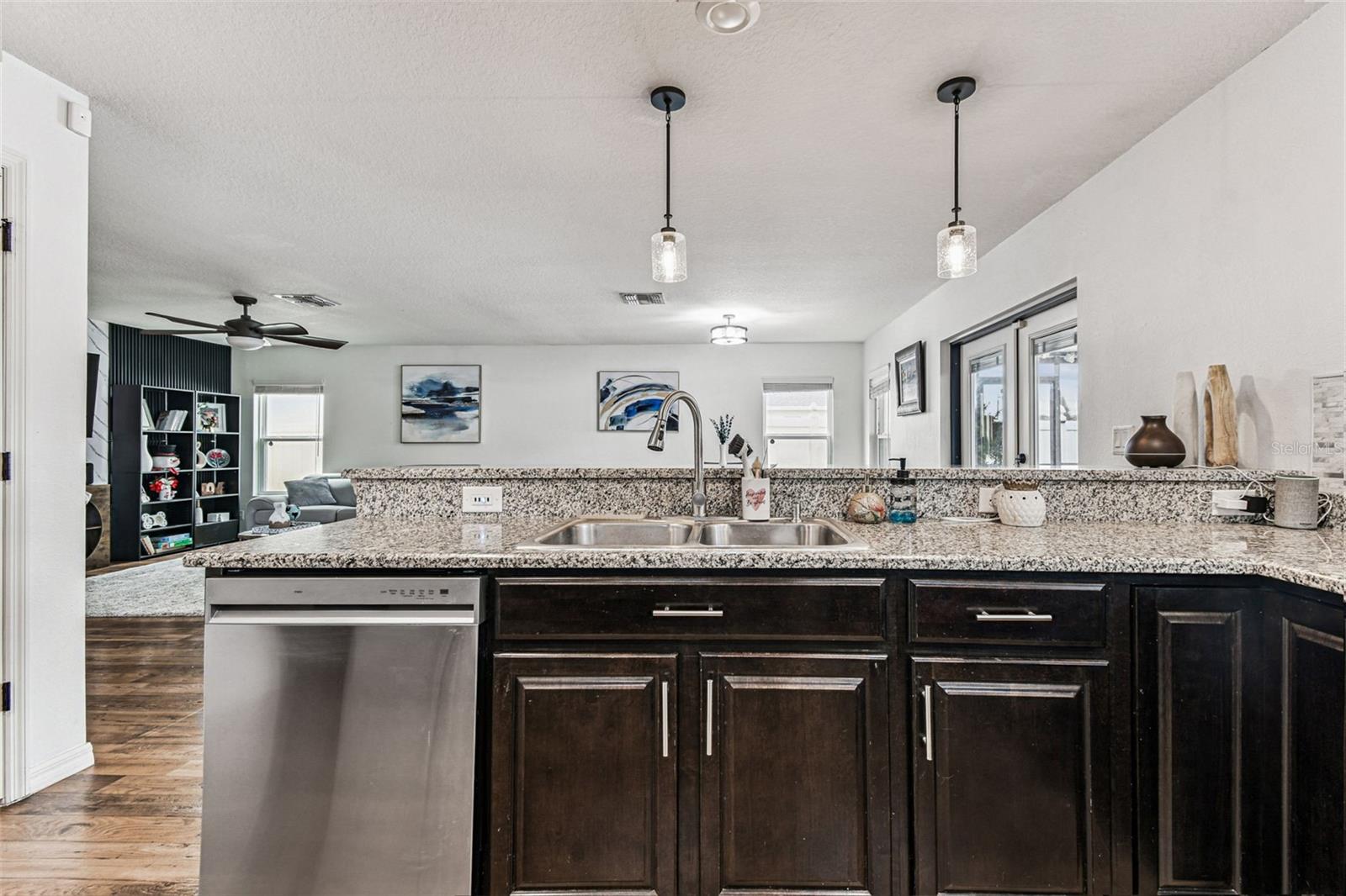 MEDFORD LAKES PHASE 1 LOT 44 - Residential