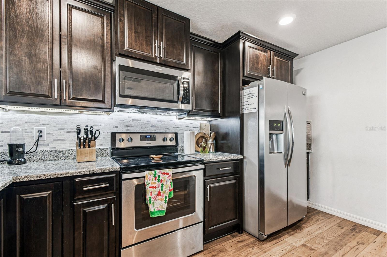 MEDFORD LAKES PHASE 1 LOT 44 - Residential