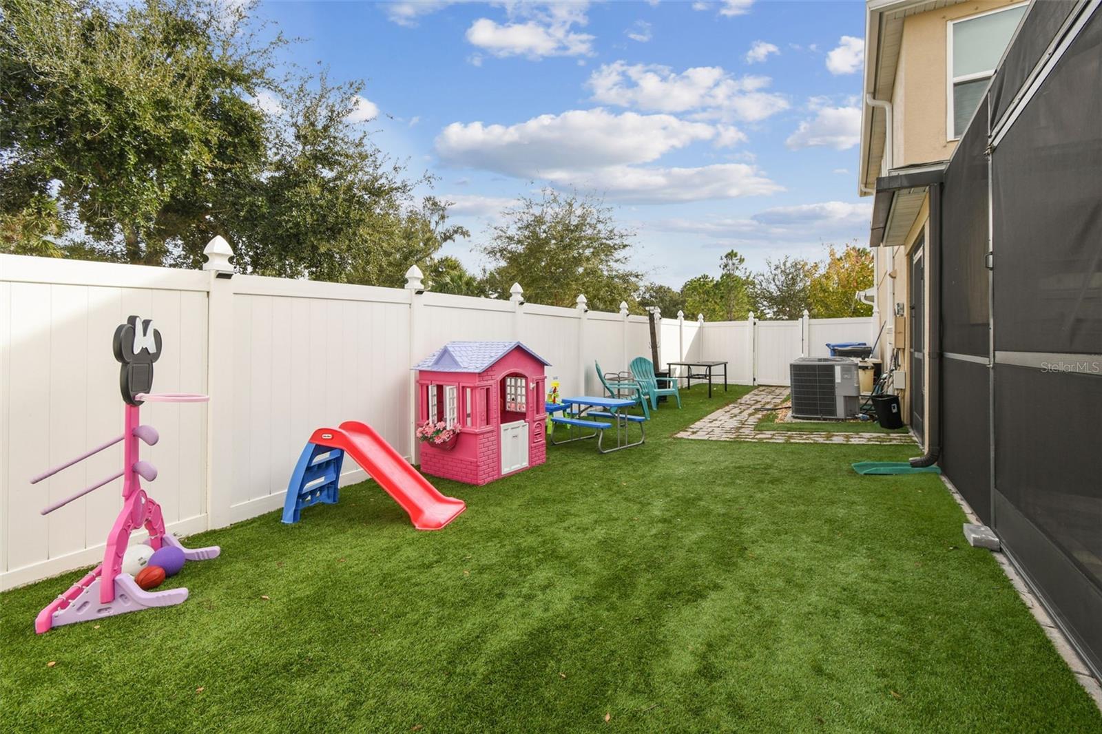 MEDFORD LAKES PHASE 1 LOT 44 - Residential