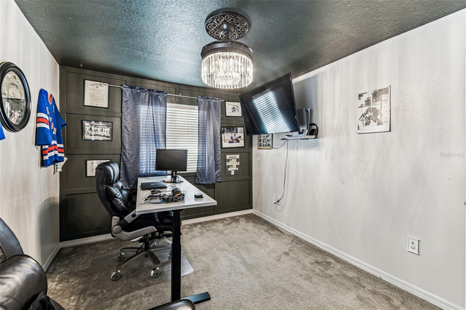 MEDFORD LAKES PHASE 1 LOT 44 - Residential