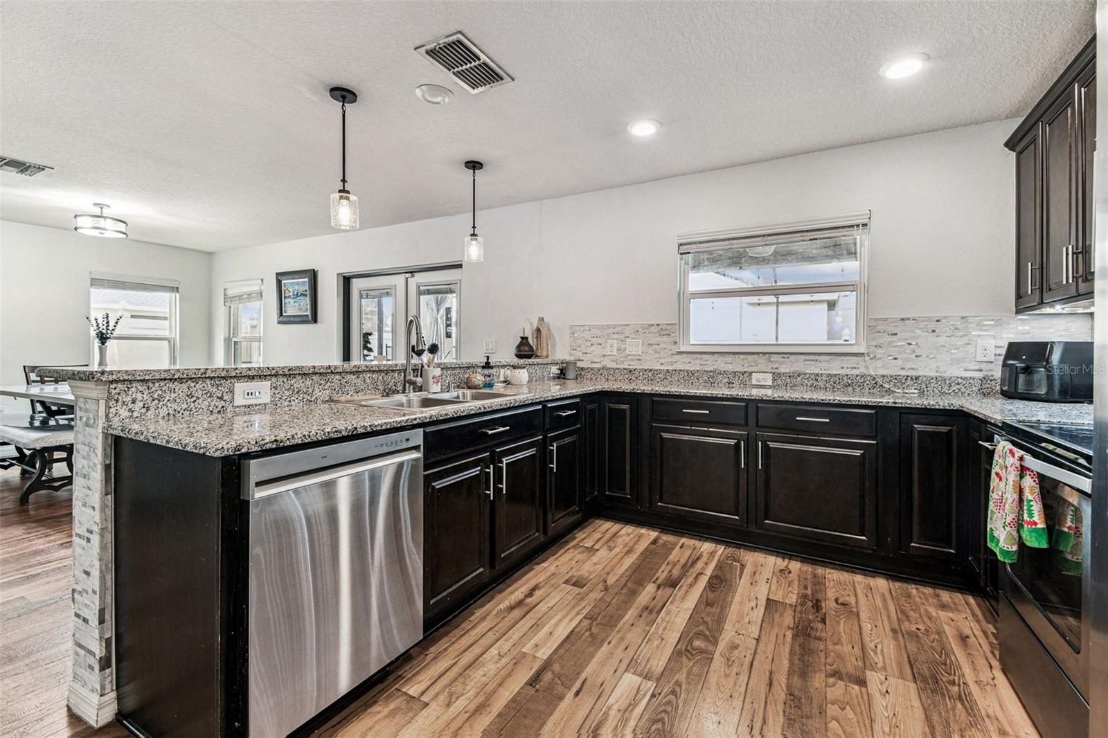 MEDFORD LAKES PHASE 1 LOT 44 - Residential