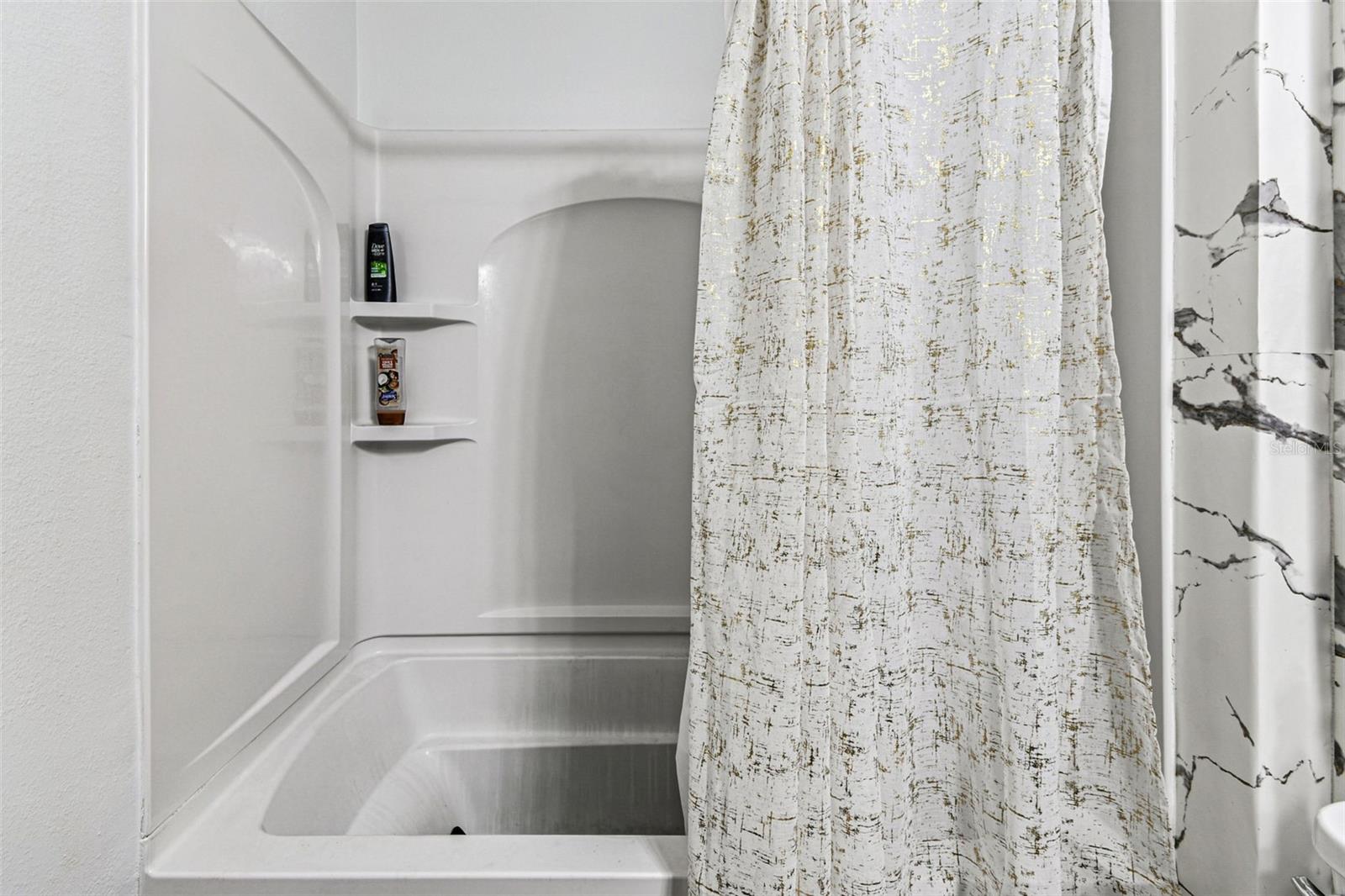 MEDFORD LAKES PHASE 1 LOT 44 - Residential