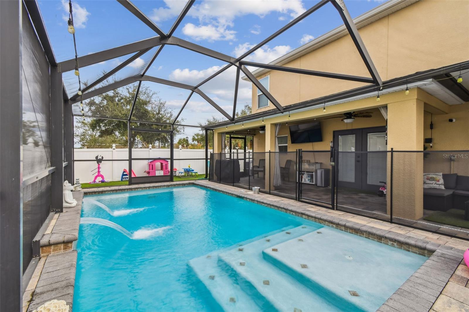 MEDFORD LAKES PHASE 1 LOT 44 - Residential