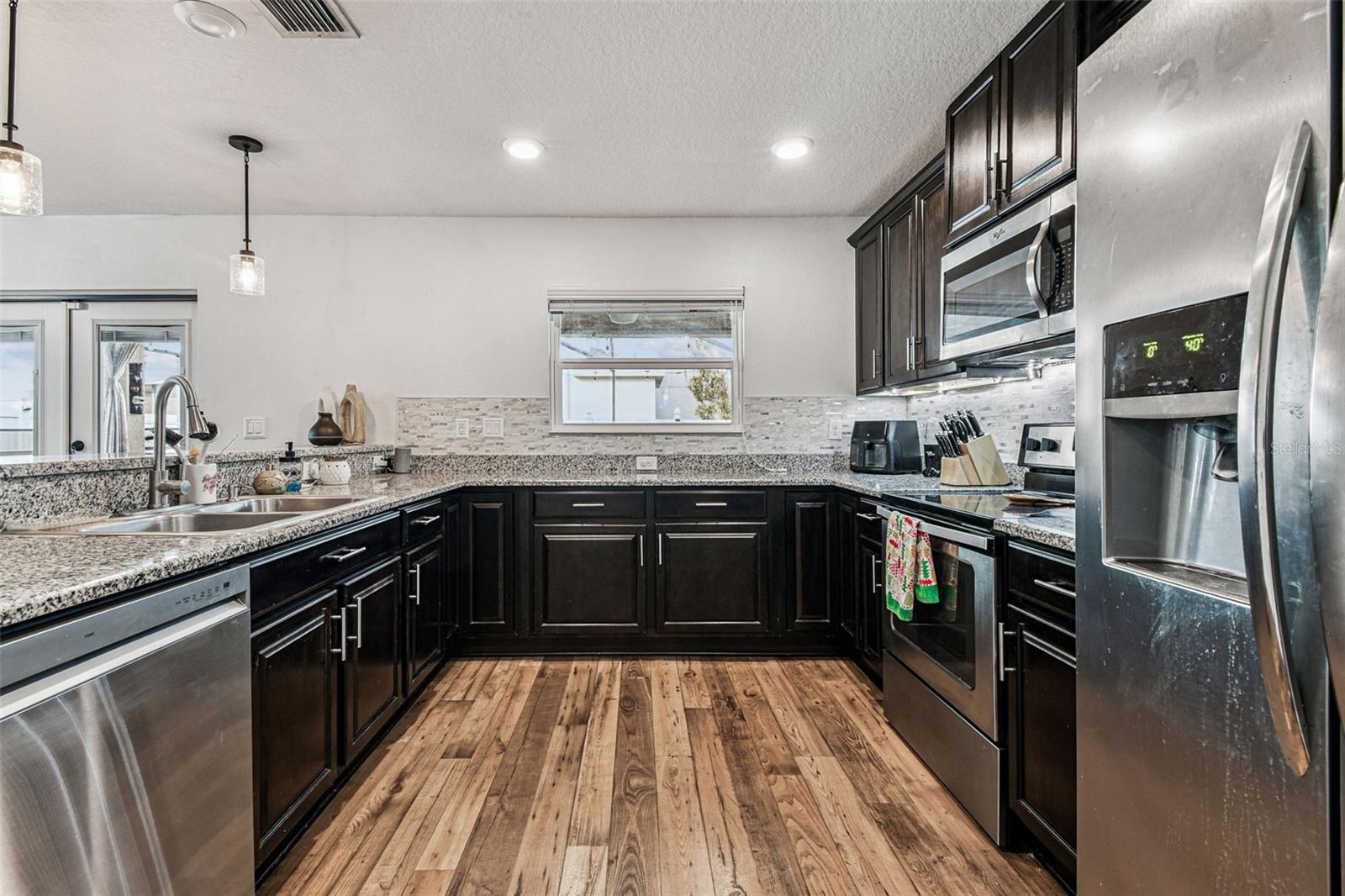 MEDFORD LAKES PHASE 1 LOT 44 - Residential