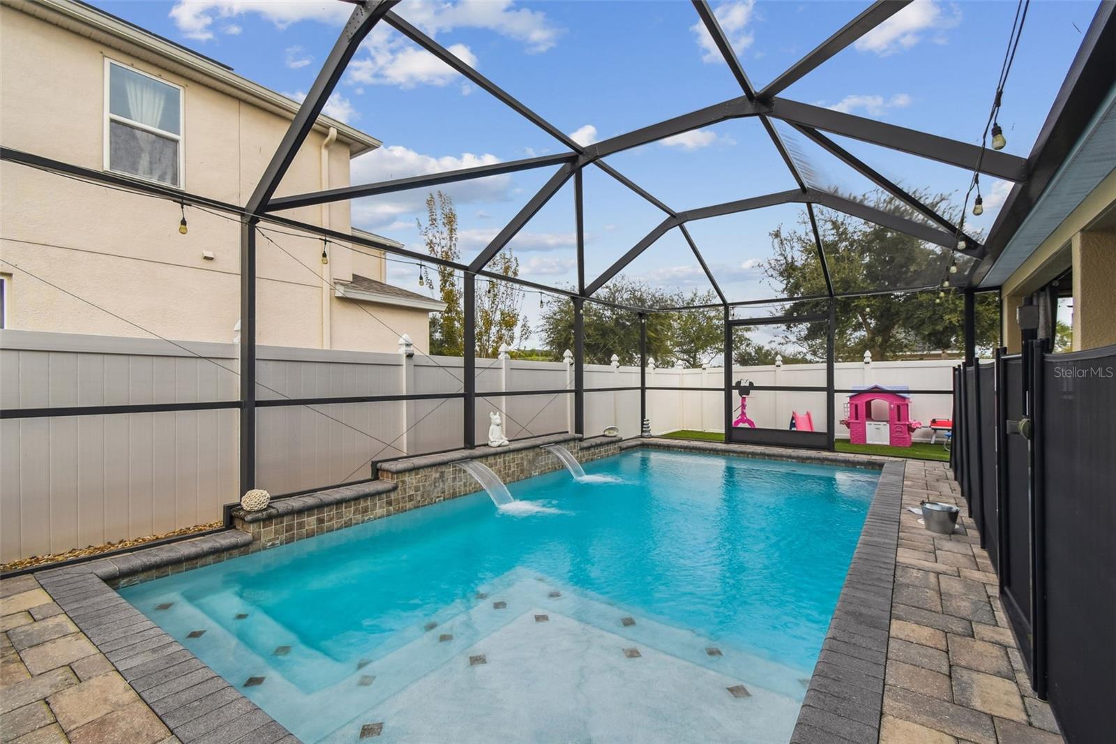 MEDFORD LAKES PHASE 1 LOT 44 - Residential