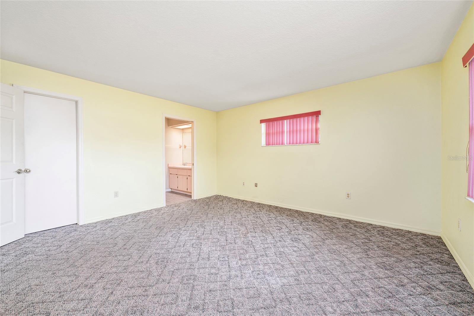 LADY LAKE BAGGETT ESTATES - Residential