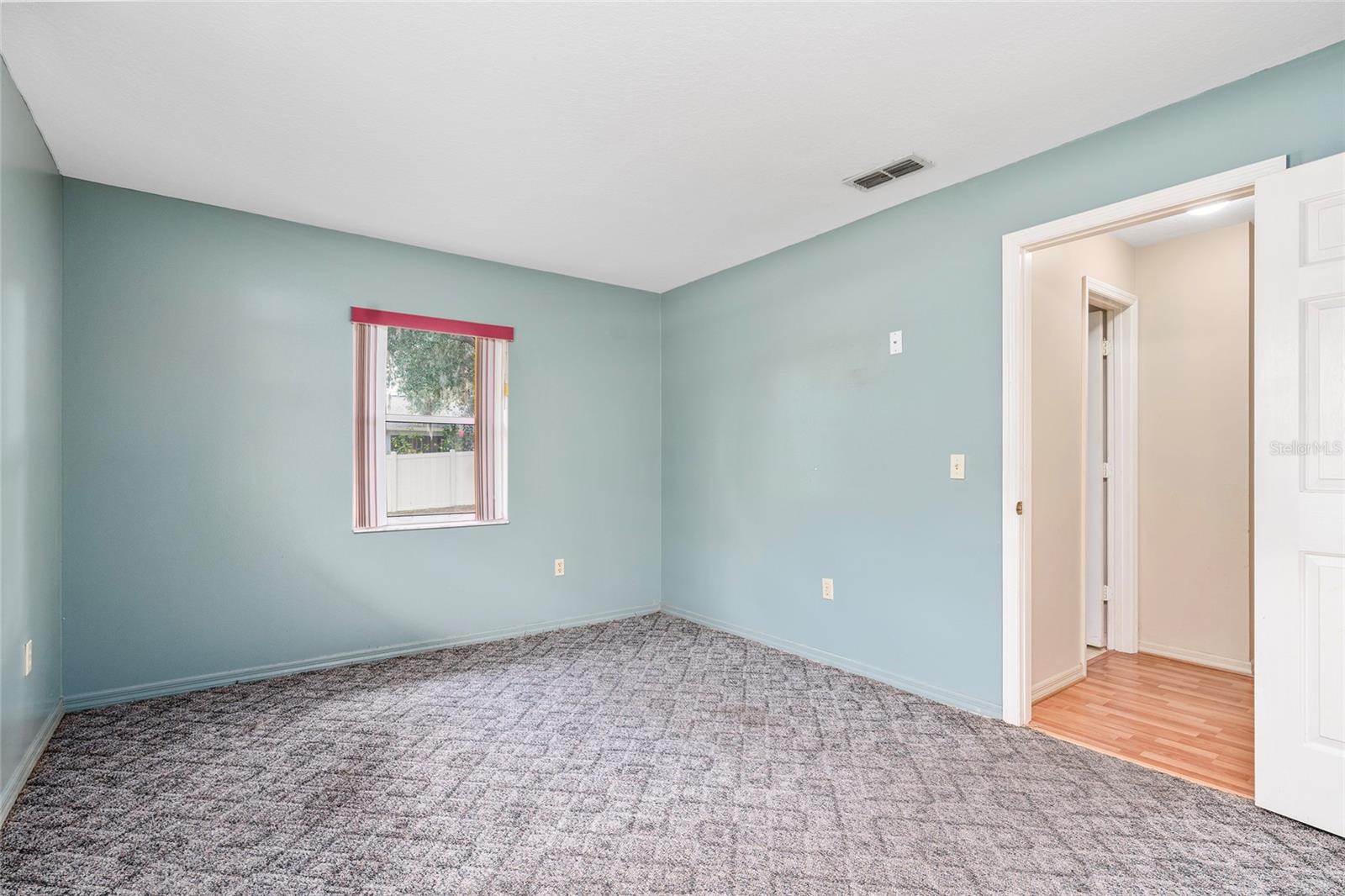 LADY LAKE BAGGETT ESTATES - Residential