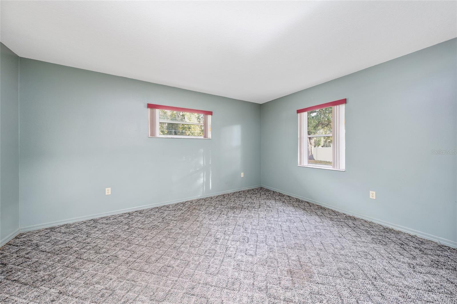 LADY LAKE BAGGETT ESTATES - Residential