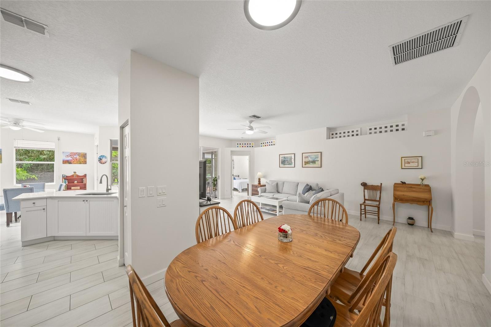 FOREST OAKS - Residential