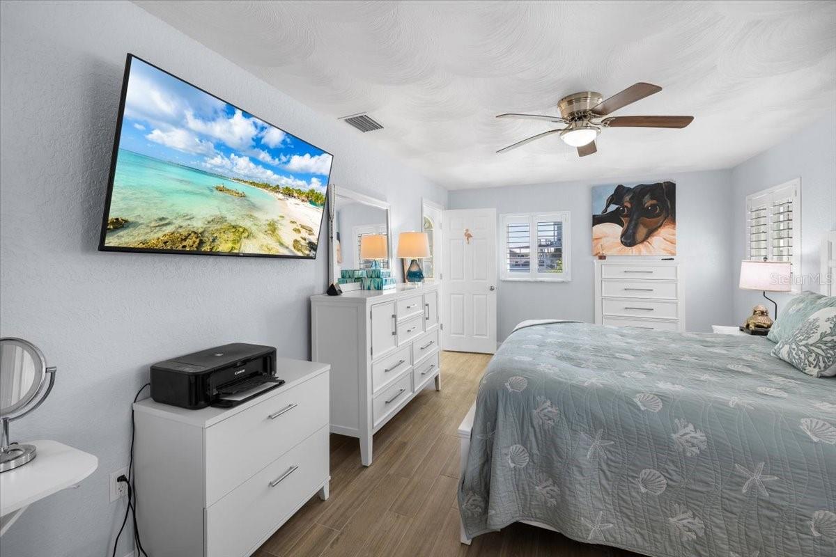 HERNANDO BEACH - Residential