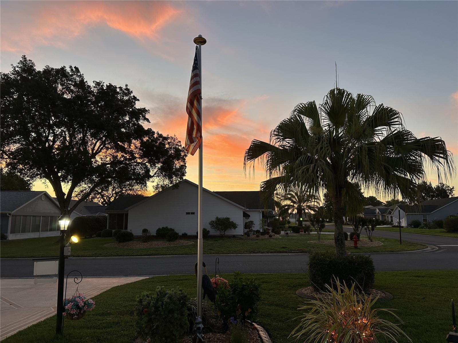 1426 LA HERMOSA DRIVE