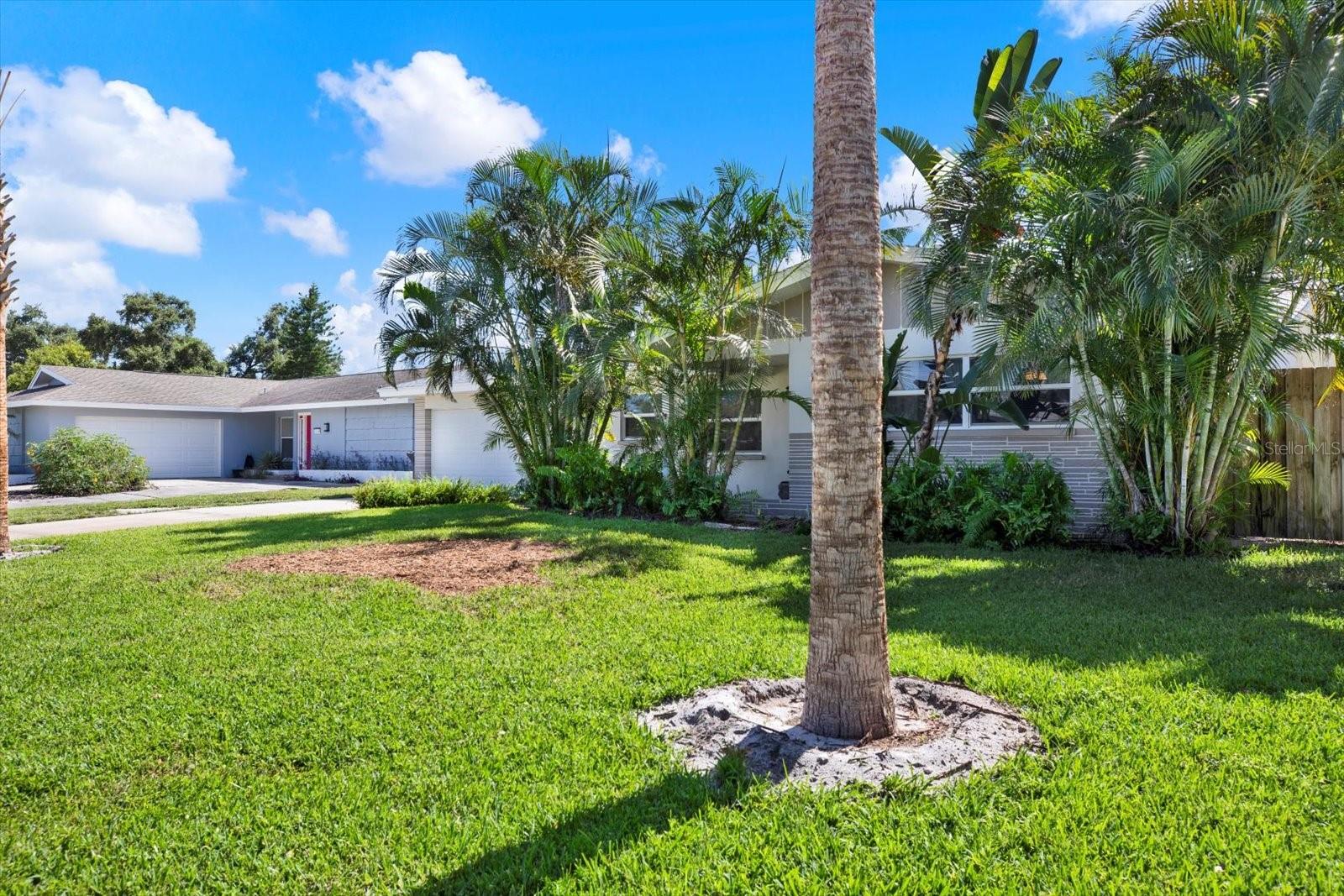 1817 LOMBARDY DRIVE