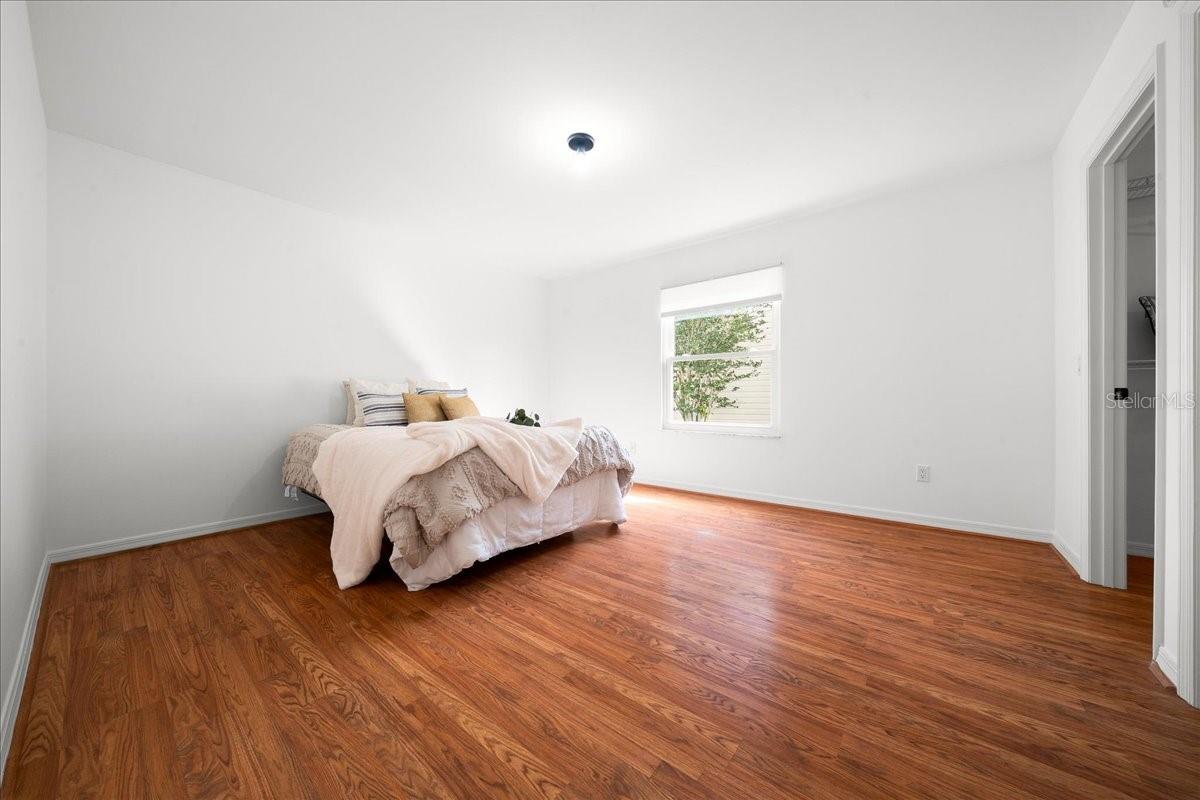 LADY LAKE ORANGE BLOSSOM GARDENS UNIT 08 - Residential