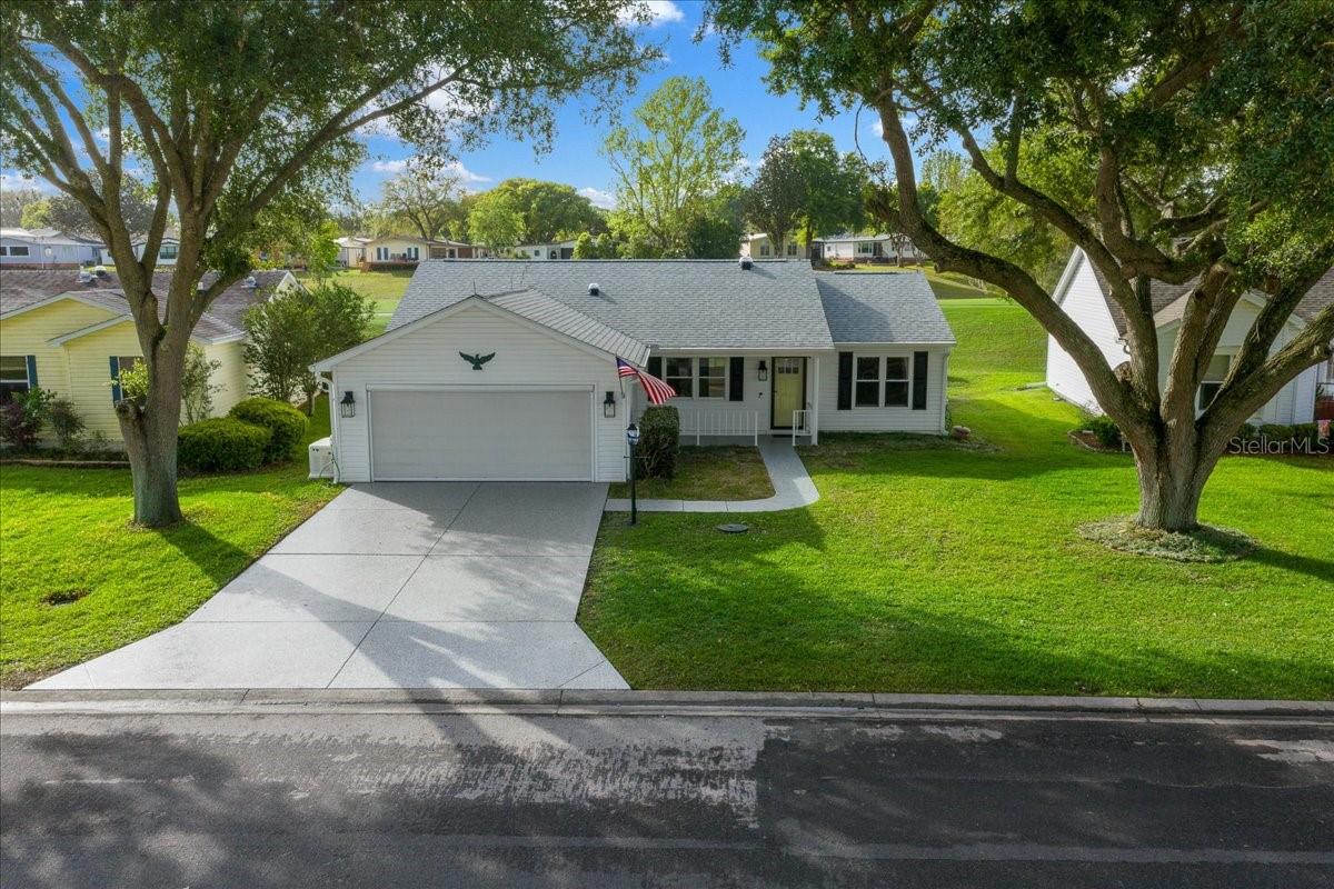 LADY LAKE ORANGE BLOSSOM GARDENS UNIT 08 - Residential