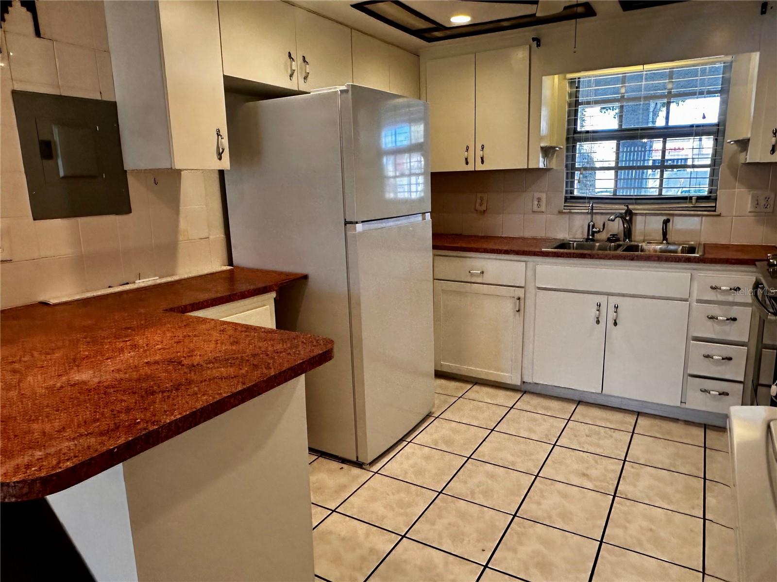 RUSSELLWOOD A CONDO - Residential