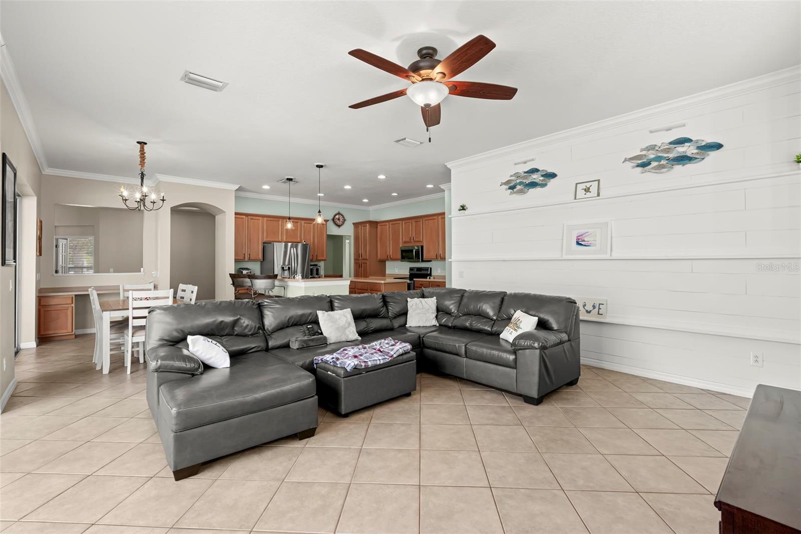 FISHHAWK RANCH PH 2 PARCELS - Residential