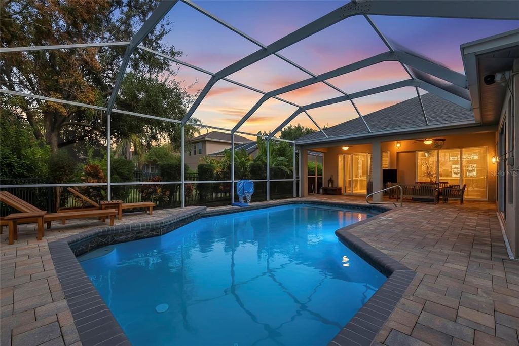 Photo of 15321 Vireoglen Lane, Lithia, FL 33547 (MLS # TB8463294)