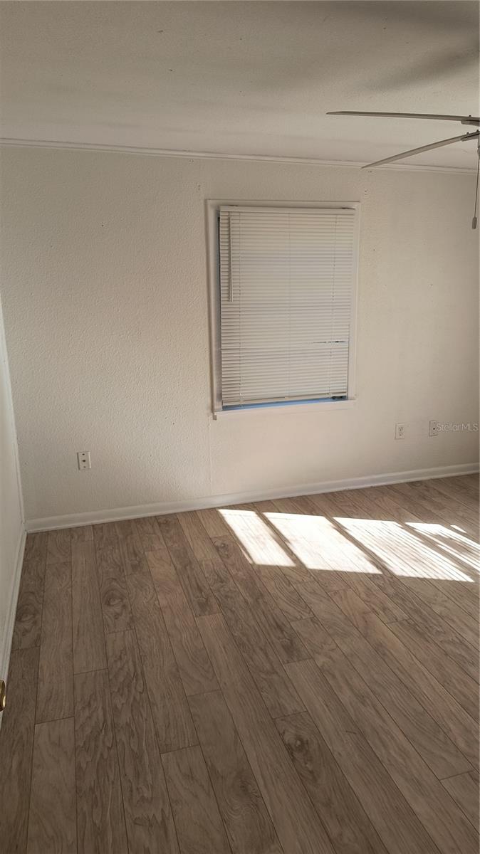 SUTHERLAND TOWN OF - Residential Lease