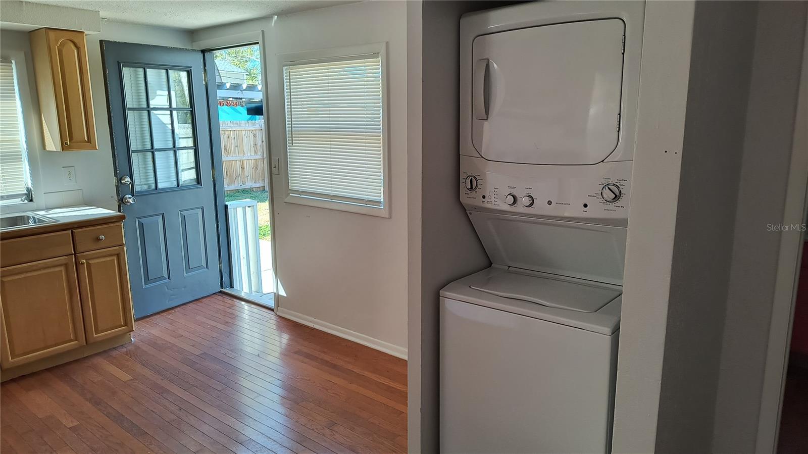 SUTHERLAND TOWN OF - Residential Lease