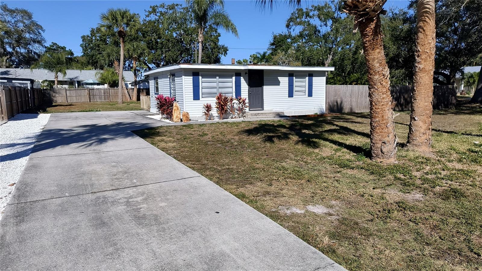 SUTHERLAND TOWN OF - Residential Lease