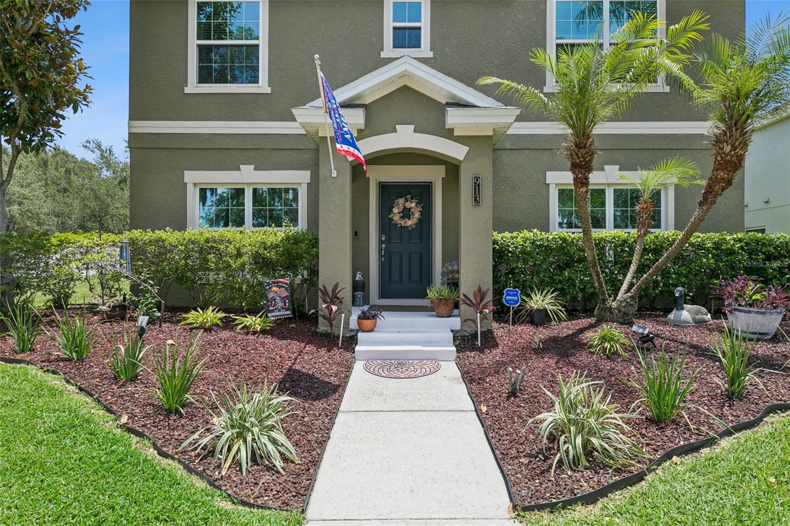 913 BENDING OAK TRAIL