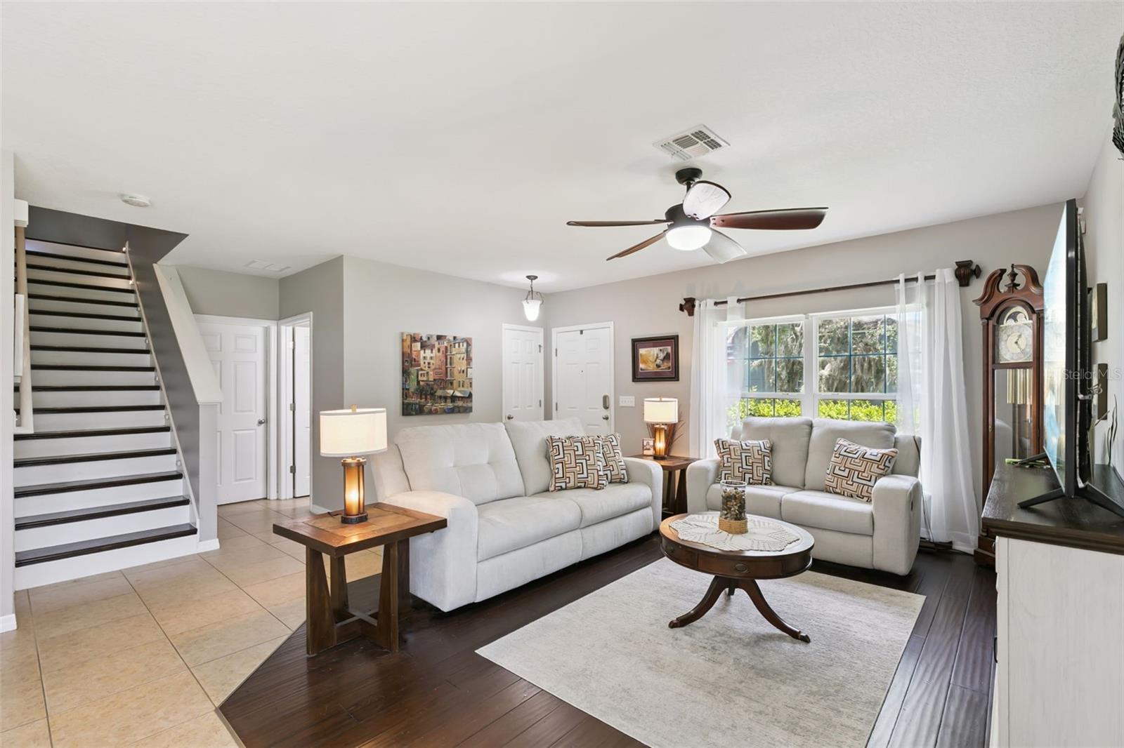 913 BENDING OAK TRAIL