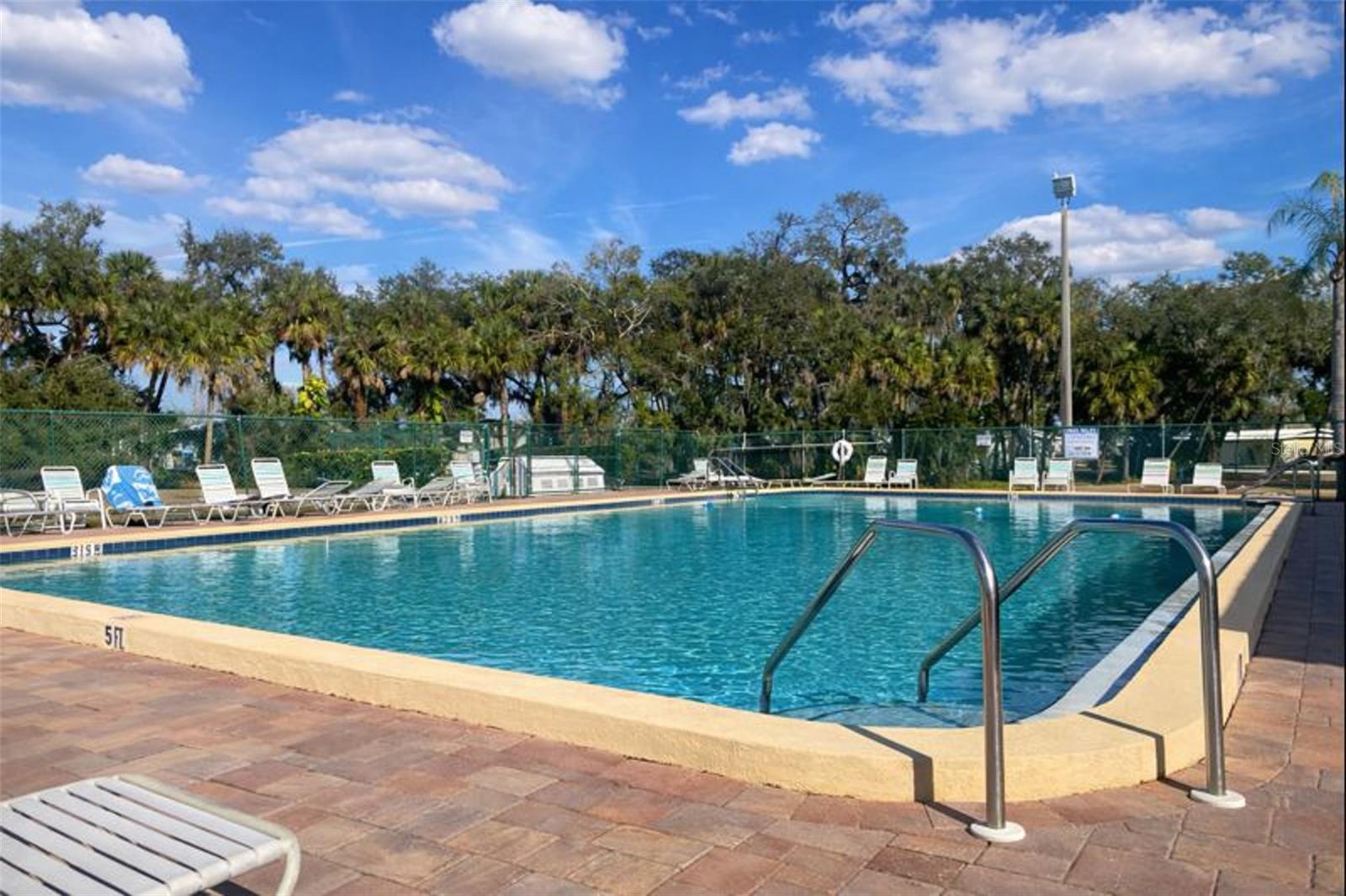 SHADOW BROOK MOBILE HOME - Residential