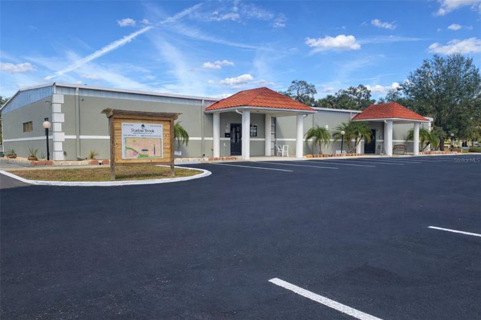 SHADOW BROOK MOBILE HOME - Residential