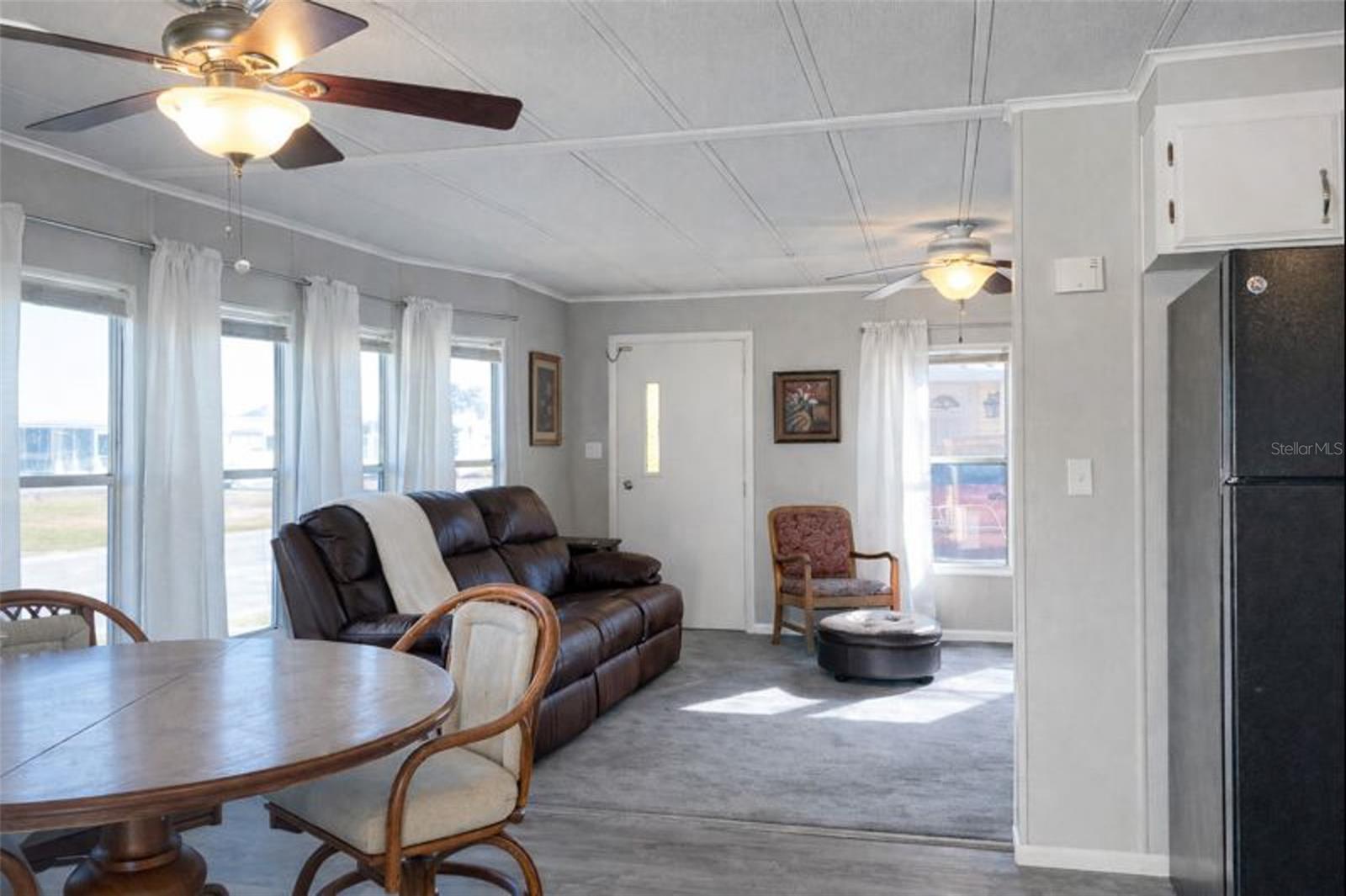 SHADOW BROOK MOBILE HOME - Residential