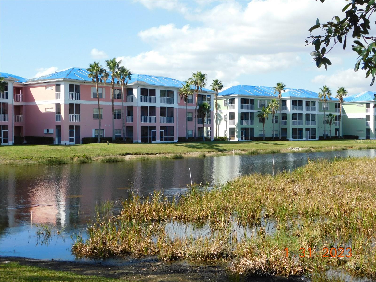 LAKE VIEW CONDO AT HERITAGE - Residential