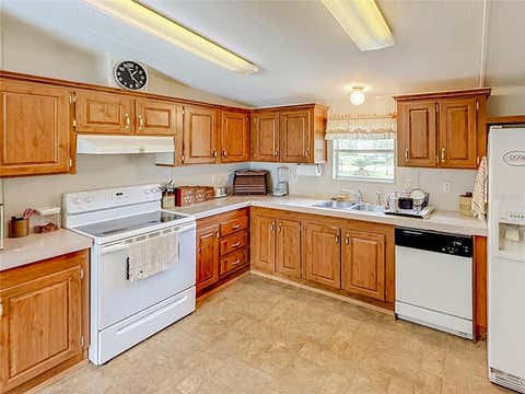 Tiny photo for 1021 NW 111th Court, Ocala, FL 34482 (MLS # OM729676)