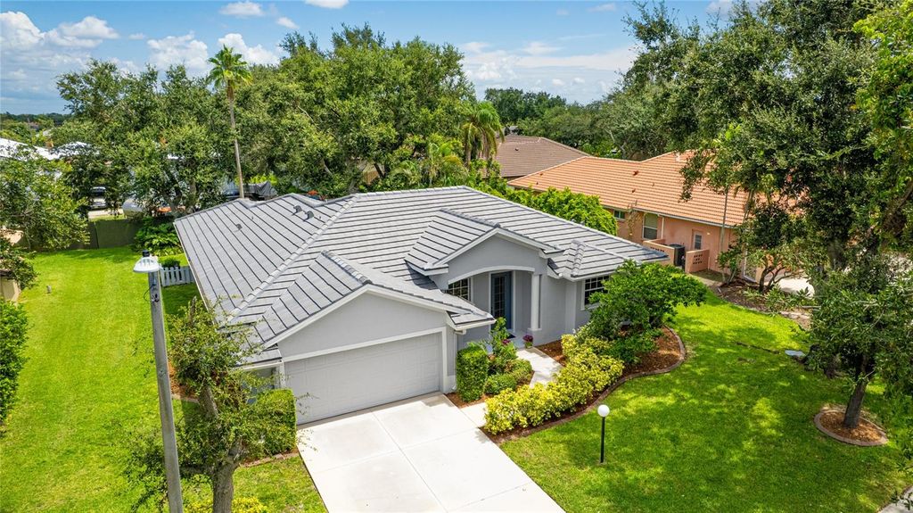 Photo of 5499 Oak Crest Boulevard, Sarasota, FL 34233 (MLS # A4659185)